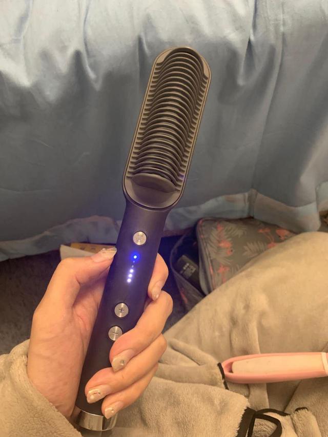 离子烫伤害头发么,离子烫烫发伤头发吗