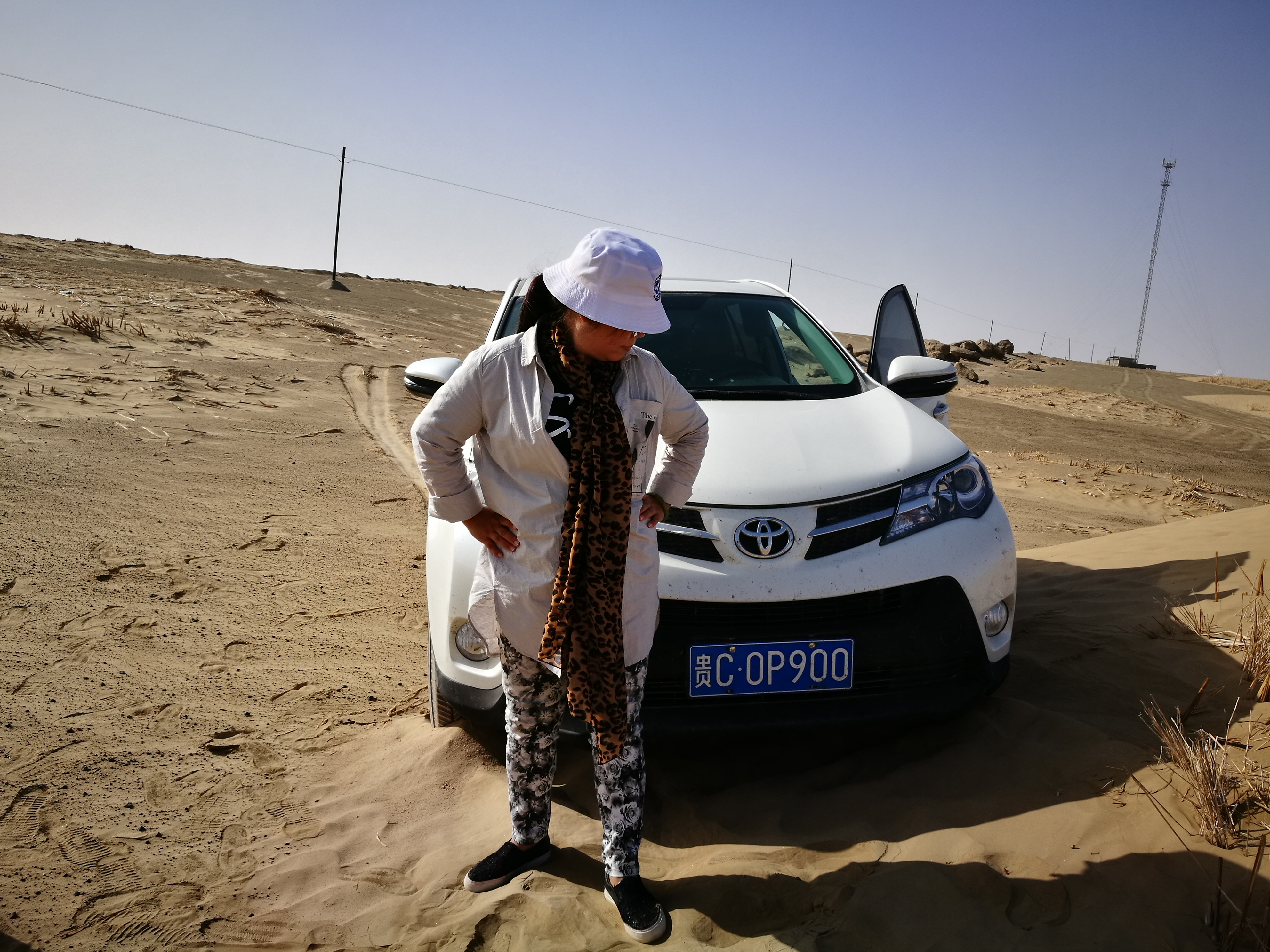 13000公里新手独驾*疆新**第23天——穿越塔克拉玛干沙漠，遭遇陷车