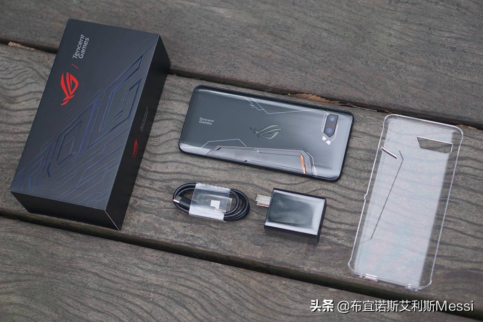 华硕rog2跑分,华硕rog2换屏