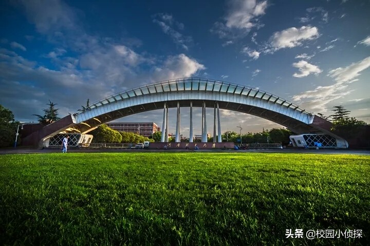 河南开放大学校园风景,河南大学校园风景园林