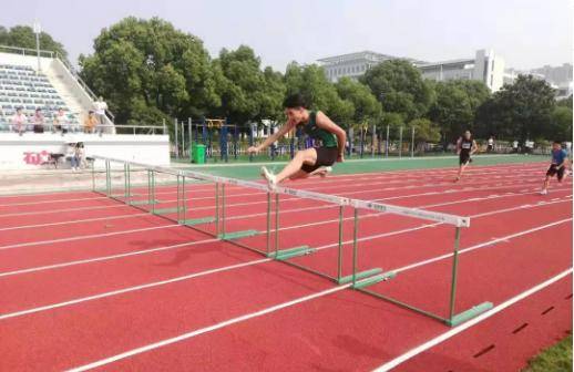 暑假也没闲着学习,暑假孩子也没有空闲时间