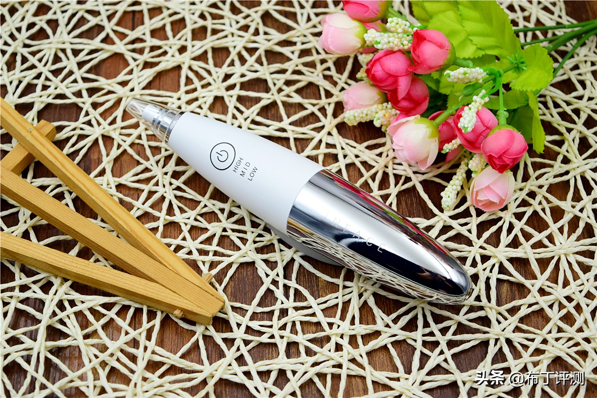 祛痘痘和黑头产品推荐,3分钟吸黑头神器