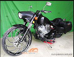 国产“哈雷肥霸”摩瑞MV900即将开售，还有国产1810cc美式太子车