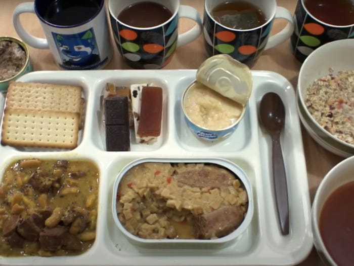 15张各国*队军**口粮照片：俄罗斯管饱、法国太丰盛、中国相当有特色