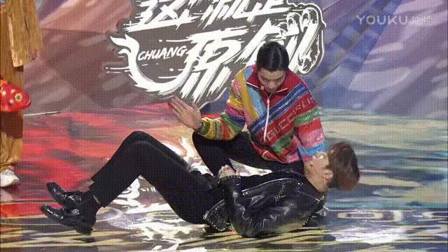 萧敬腾调侃王嘉尔完整版,王嘉尔萧敬腾陈粒同台圆梦