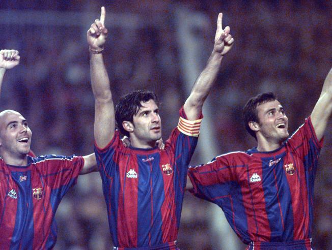 路易斯菲戈攻破巴萨球门,路易斯·菲戈巴萨进球