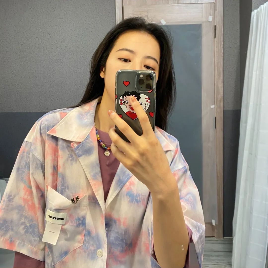 周董的新单曲,循环着许巍的歌