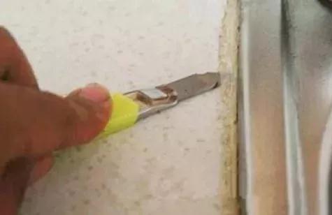 厕所的玻璃胶发霉变黑怎么清理,厨房水槽玻璃胶发霉变黑怎么办