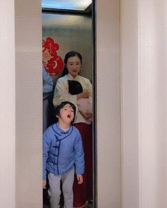 有对比就有伤害是没错,但晚节不保也是真的