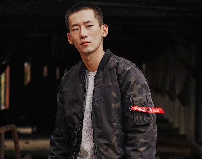 钻石鞋子价格表,2700万钻石鞋