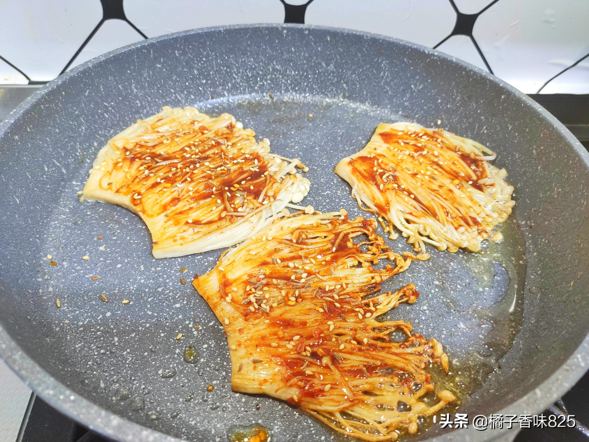 金针菇最好吃的做法少油,金针菇烧烤最好吃的做法
