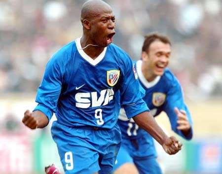 申花记忆马丁内斯,申花记忆吴曦