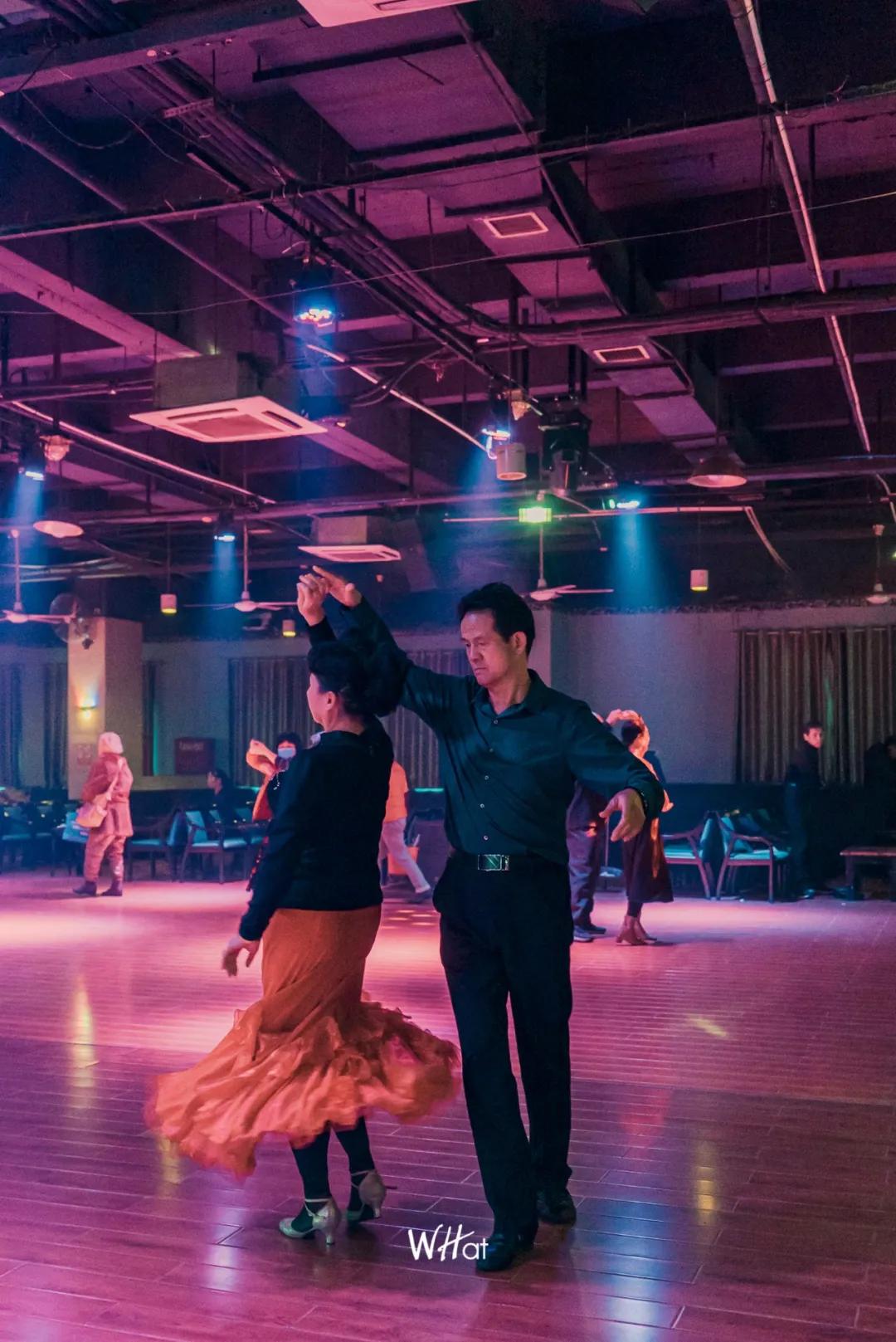 95鍚庡濡硅姳瑙嗛,95鍚庡濡硅姳杩斾埂