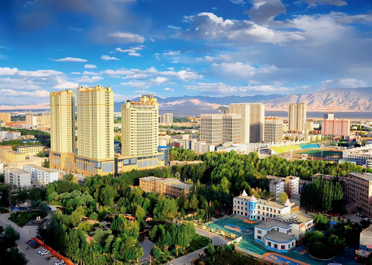 去格尔木的感受,第一次去格尔木会不会有高原反应