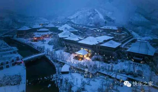 冬天怎么能少得了泡温泉,冬天泡温泉怎么不感冒