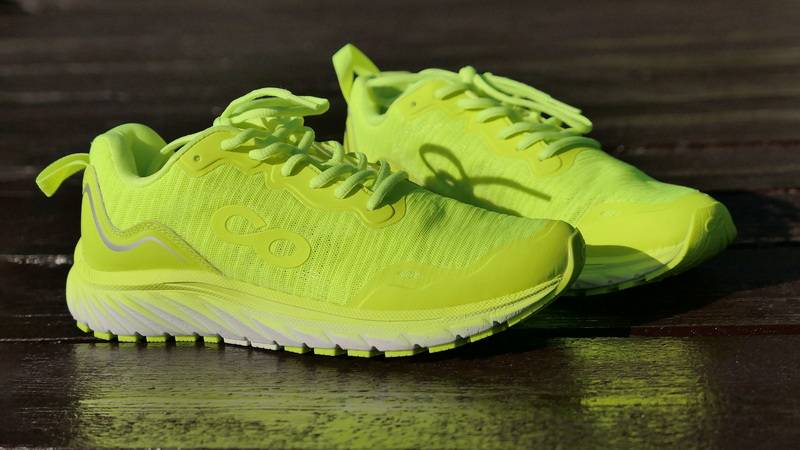 咕咚跑鞋10k和pro评测,咕咚10k跑鞋怎么样