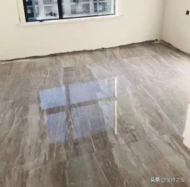 东鹏瓷砖和马克波罗瓷砖，哪个品牌好？一看就懂，收藏备用