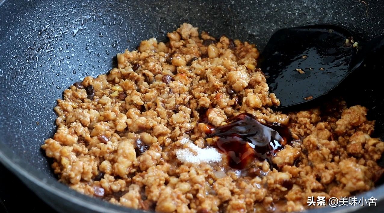 怎么蒸包子不塌陷不回缩,韭菜蒸包子不塌陷不回缩的好方法