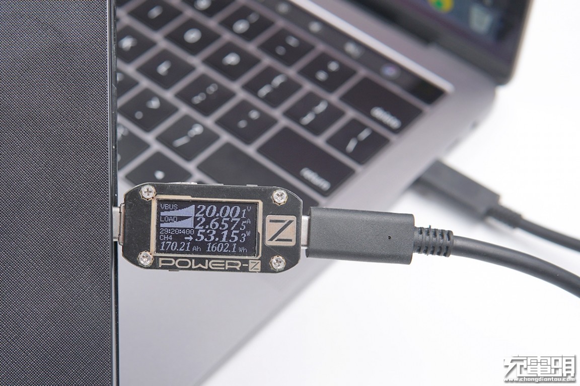 羽博20000毫安充电宝自带线评测,羽博充电宝插电