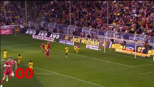 拜仁慕尼黑弗里克时期阵容,拜仁3-0弗赖堡现场穆勒