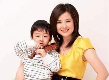 央视前主持人张泉灵近况,原央视主持人张泉灵现状