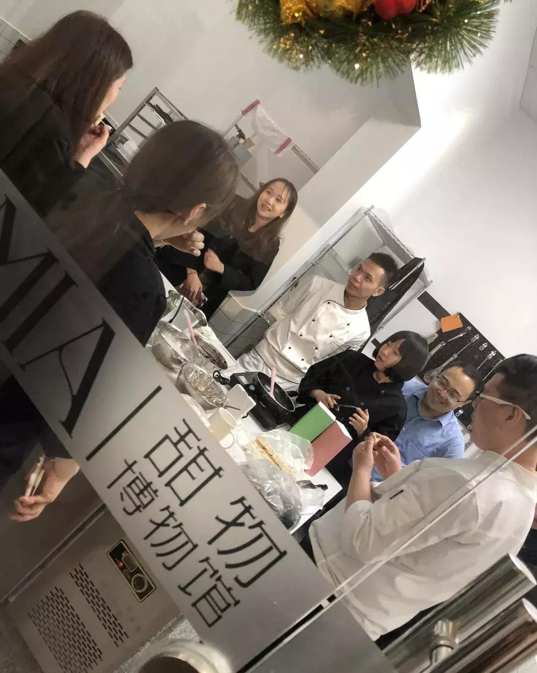 LAMIA甜物博物馆の圣诞限定来了，以爱和节日的名义，享受甜蜜~