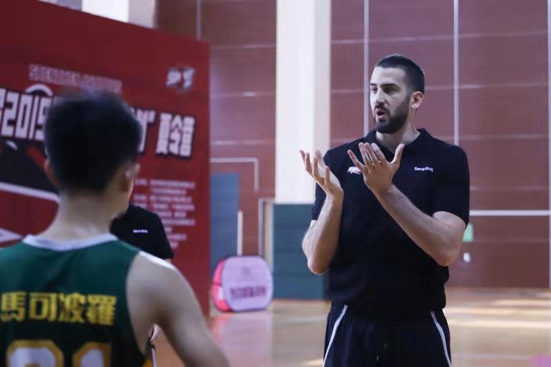 深圳篮球精英夏令营,深圳成人篮球夏令营