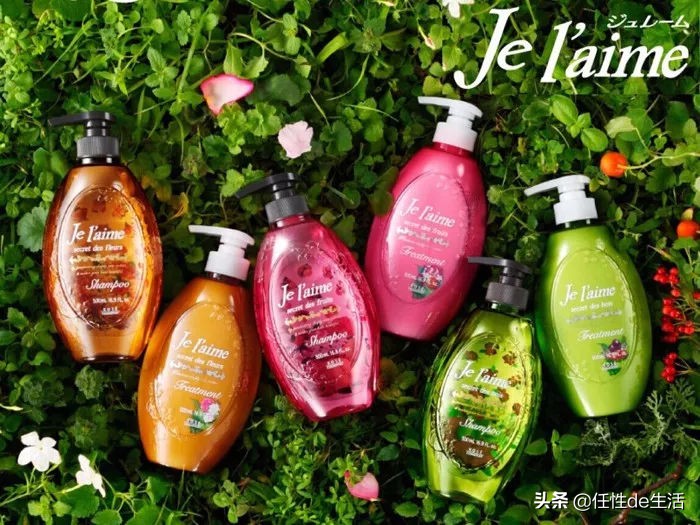 头发柔顺飘逸的美女,头发蓬松飘逸女生