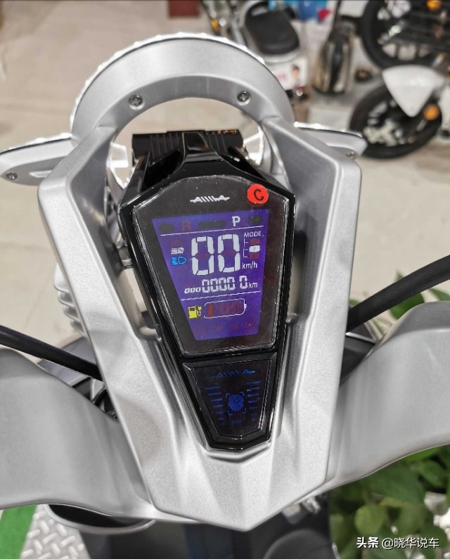 爱玛续航最强电摩,爱玛电摩2022新款续航200公里