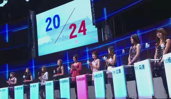 当年坐在宝马车上哭的女孩嫁了吗,拜金女马诺近况