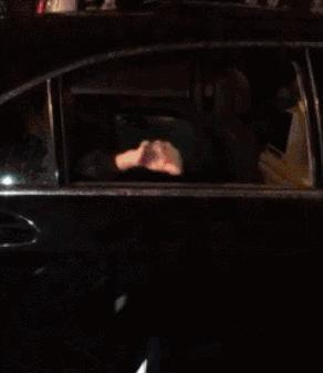 因为辱华跪地道歉的韩星,韩星被霸凌