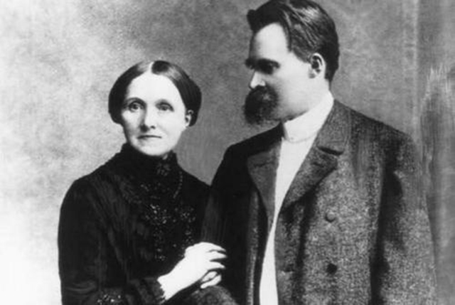 上帝死了百科解释,尼采的超人思想简述