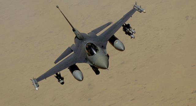 F-16“战隼”多用途战斗机