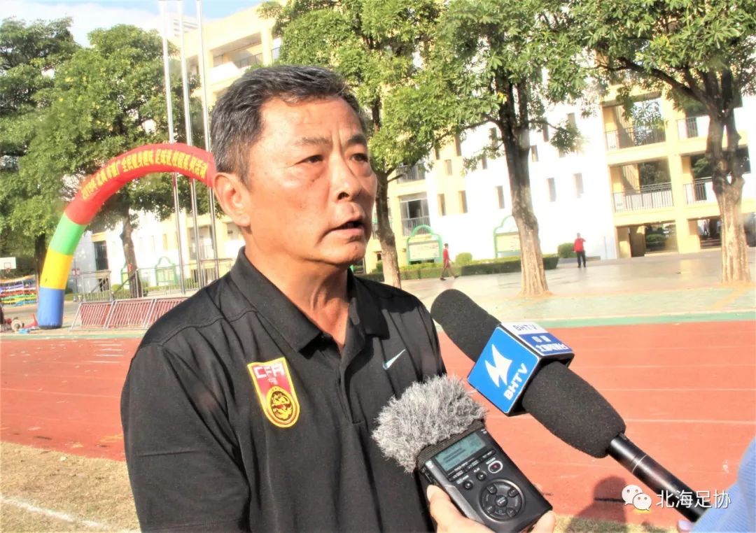 与世界沙足巨星同场竞技,北海校园足球小将够牛