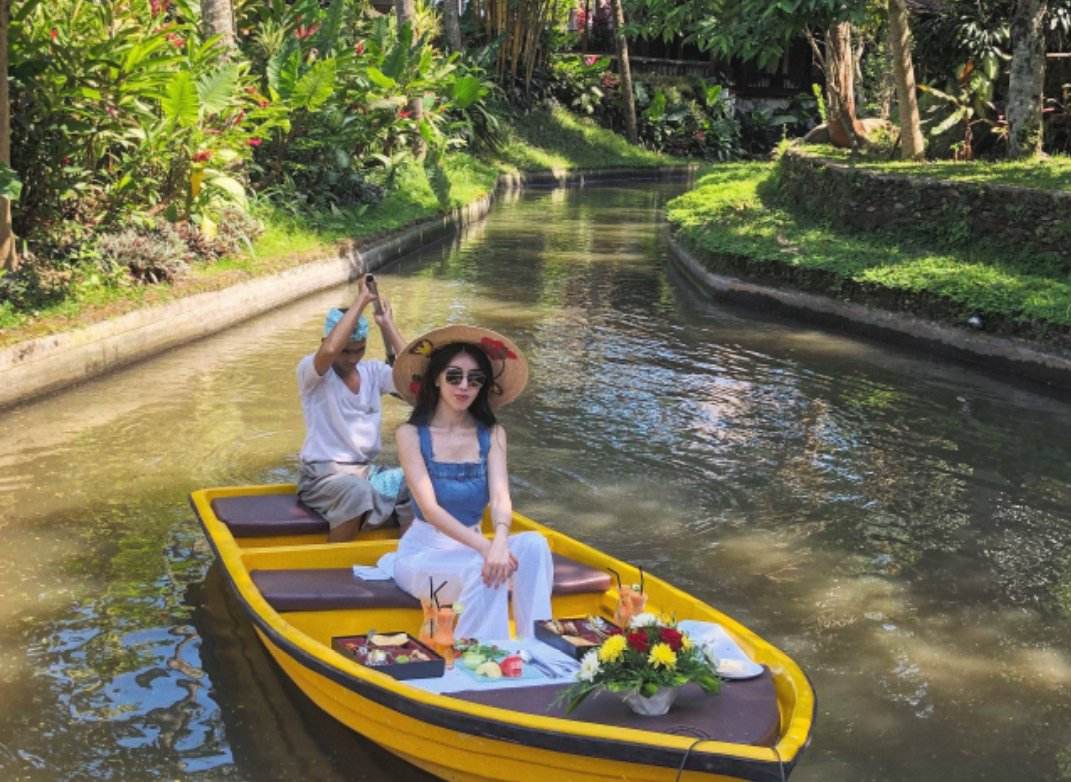 有钱真好，盘点中国男足太太团，个个貌美如花