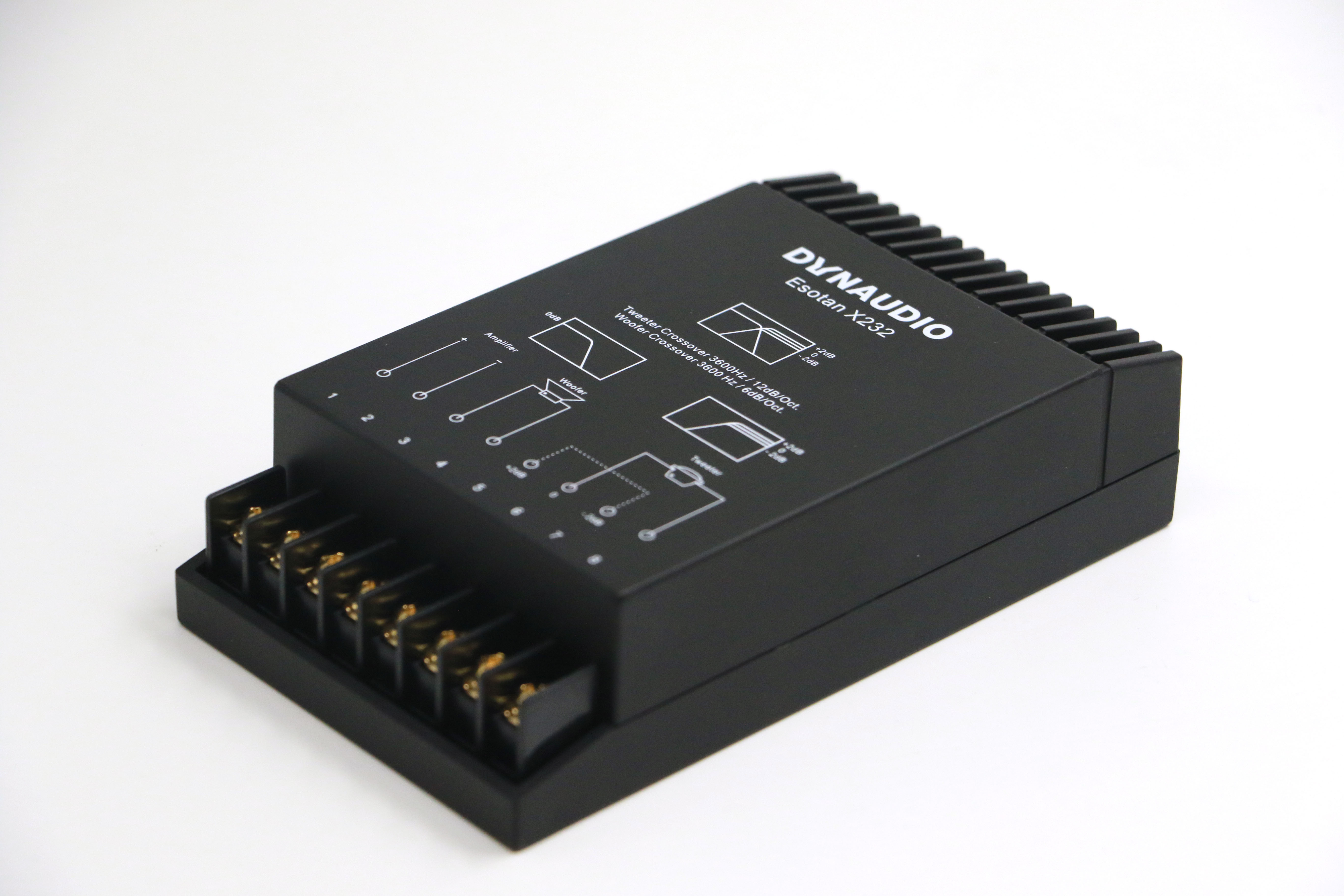 丹拿232与丹拿236(40周年)对比鑫航音响改装带你了解它们的区别