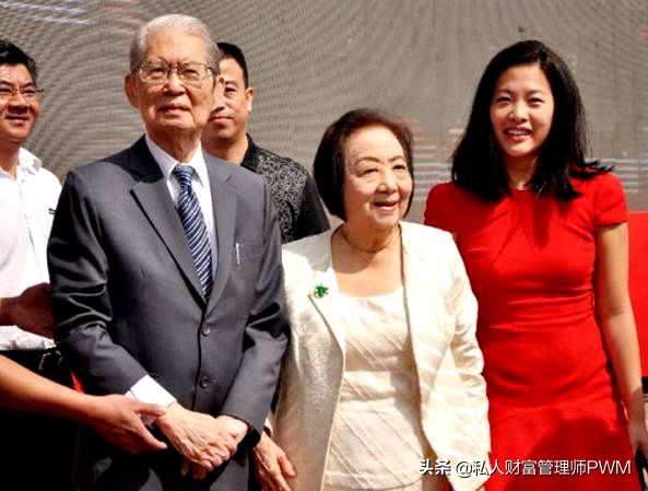 李光前和陈嘉庚谁的贡献大,李光耀谈陈嘉庚