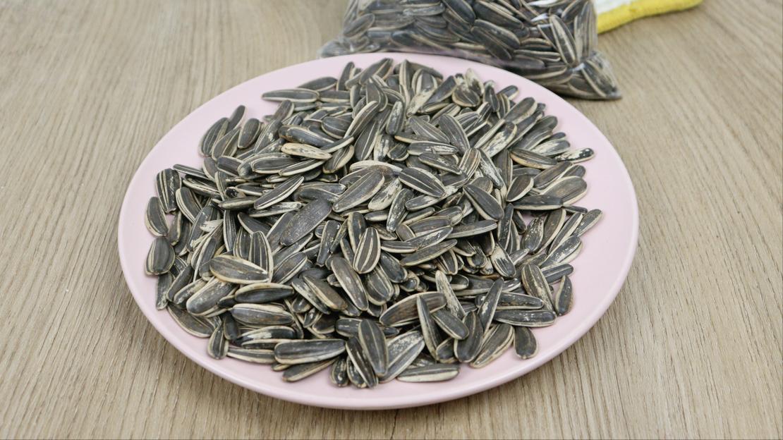 瓜子选原味的还是五香的,买瓜子要注意什么