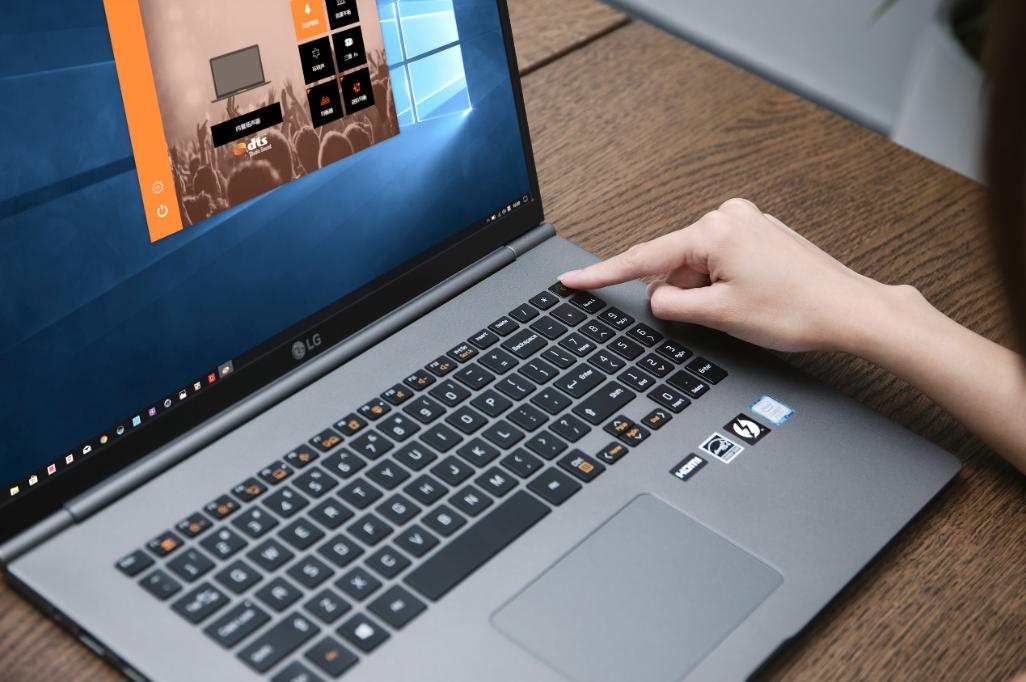 从轻出发向新而行的意思,lggram轻装上阵