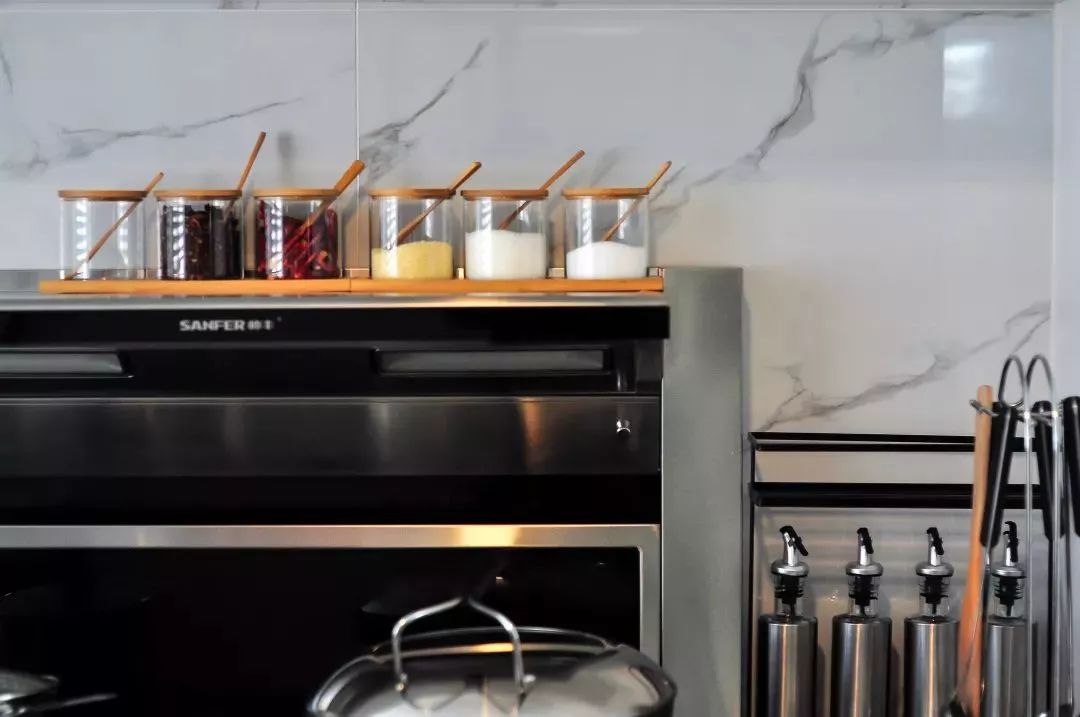 三室改四室玻璃隔断效果图,小房间玻璃隔断图片效果图