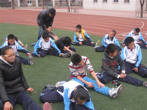 中学生每日跑步超过1200米正常吗,如何小学生800米跑步快而不累