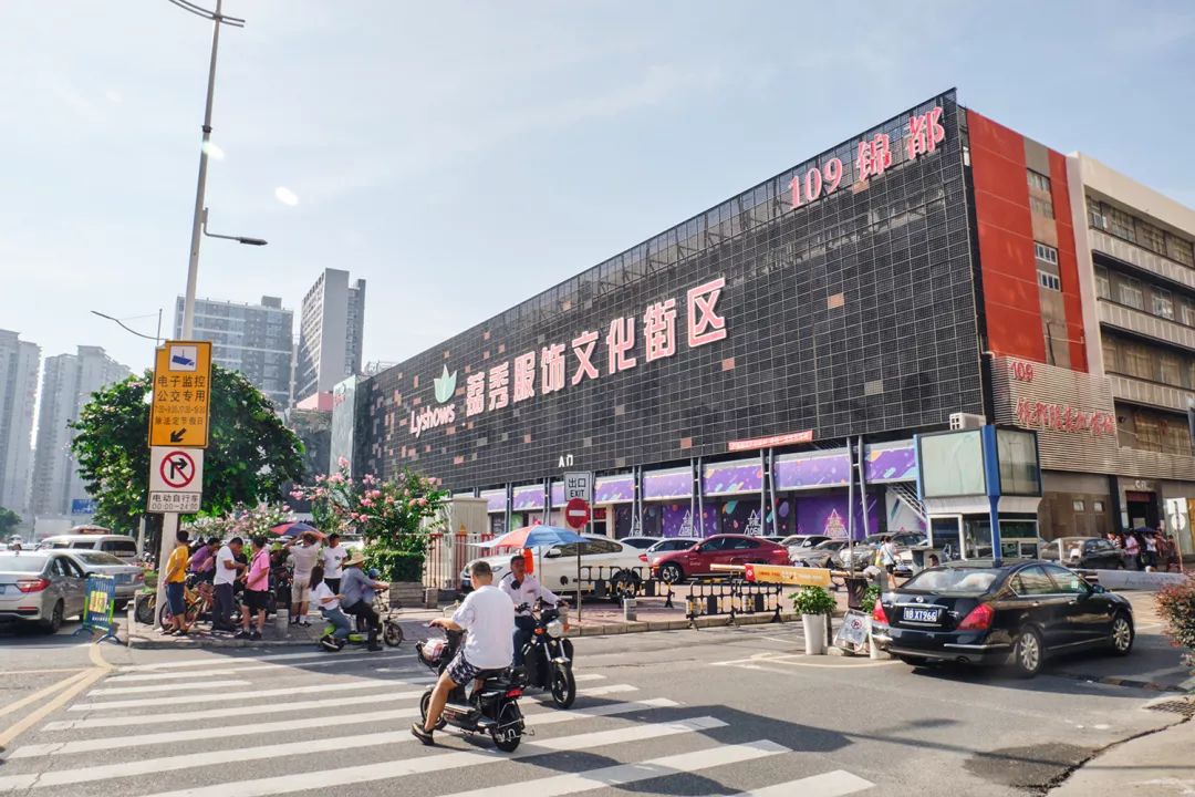 哪里叫南油,南油地铁站