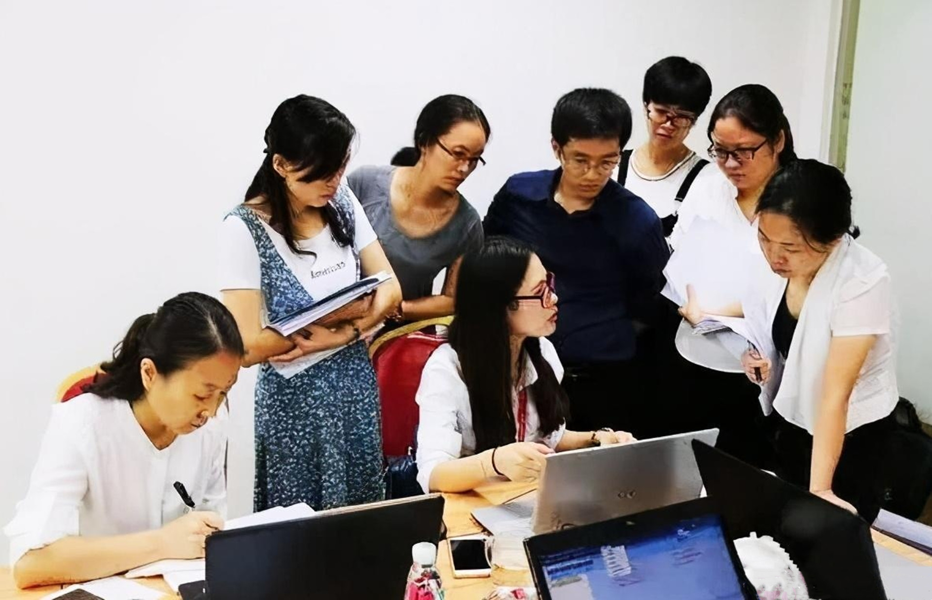 曹晓洁考的哪个学校,最牛专科生曹晓洁