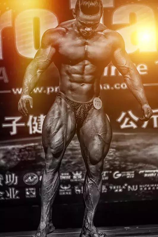 一健成名健身教练现状,一健成名老板多大了