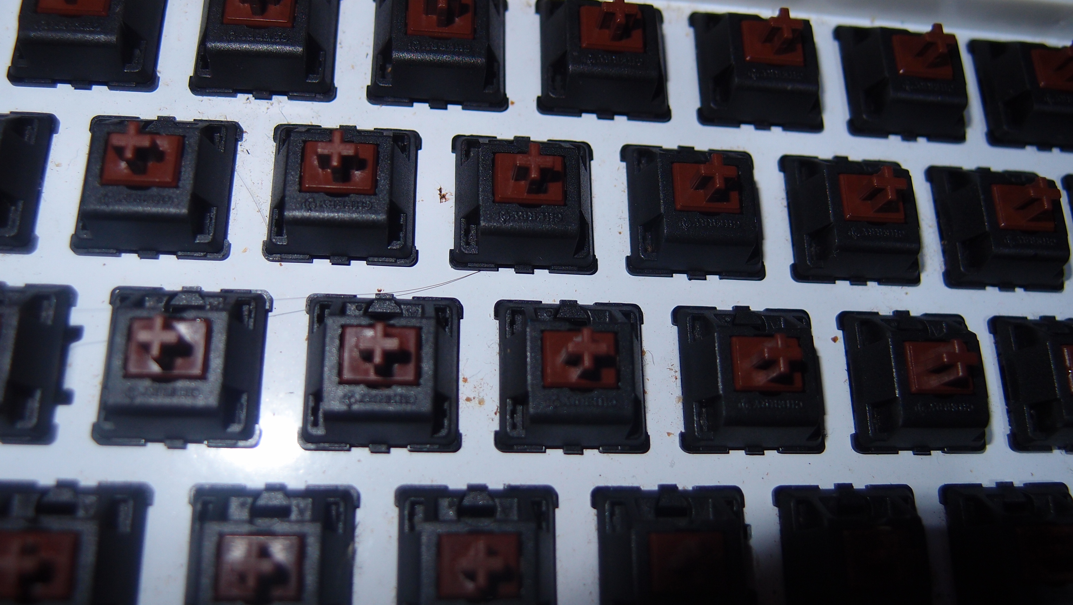 电脑键盘太脏教您一招清洁键盘,机械键盘清洗方法小妙招图解