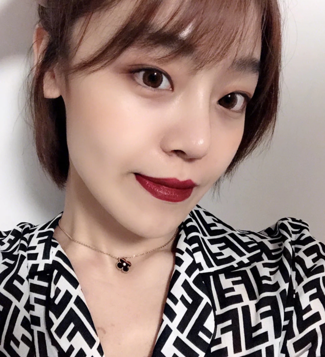 今年ysl唇釉哪款最火,ysl603唇釉显白吗