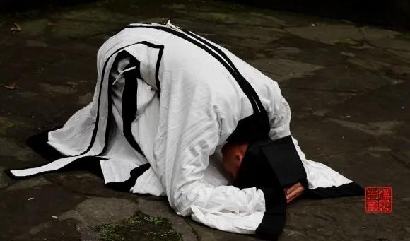 古代叩拜礼仪视频,中国传统文化之拜礼