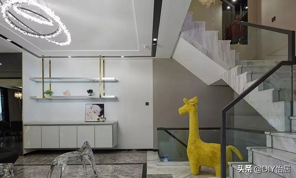 DIY怡居｜精致时尚轻奢风复式大宅，负一层的阳光房太太太美了