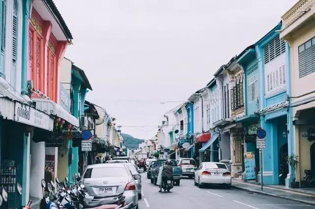 龙虾没人吃、LV没人买……中国人再不出门，各国旅游业都要垮了