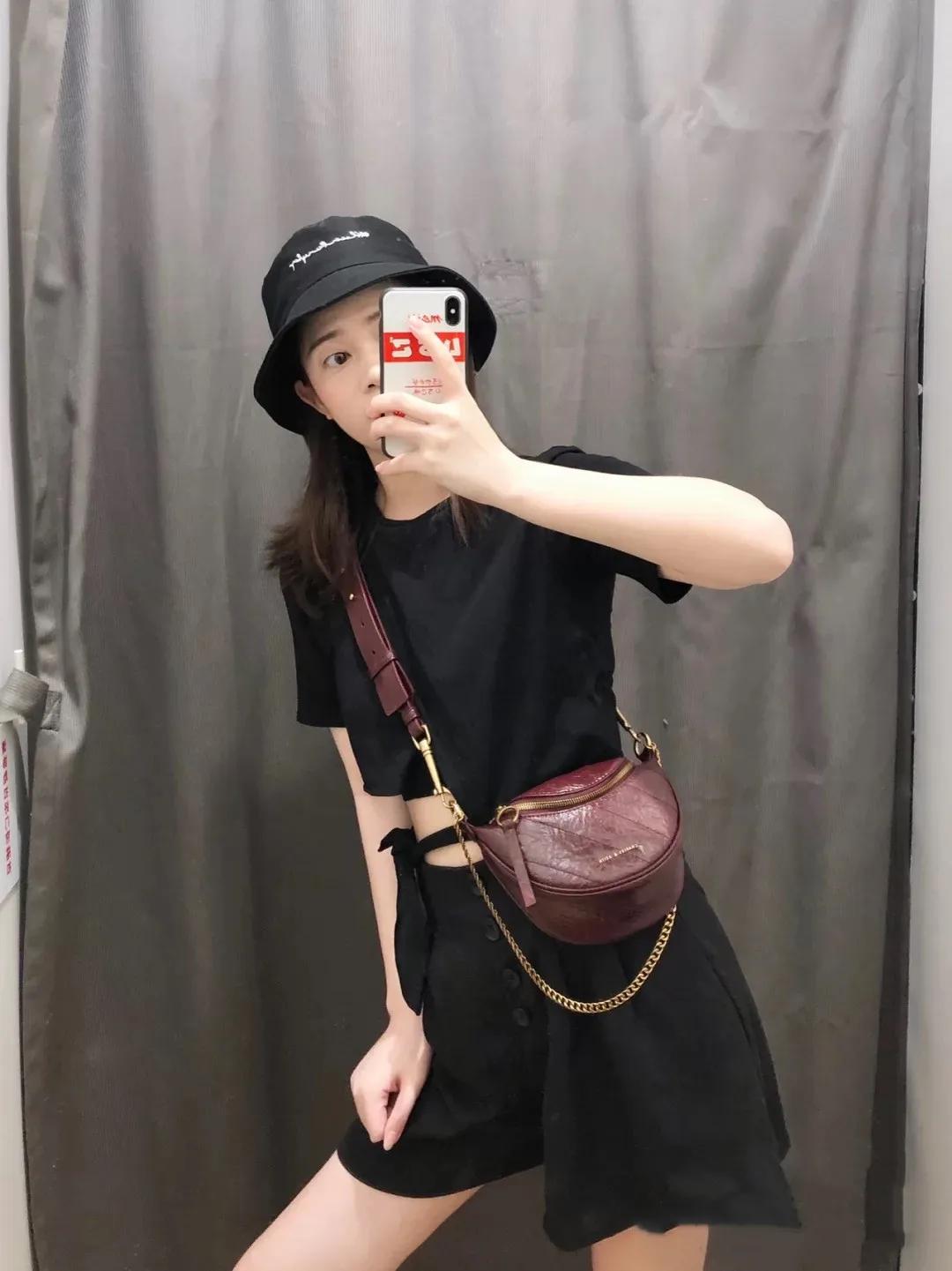 女生都应该有一款小ck,适合男生的小ck